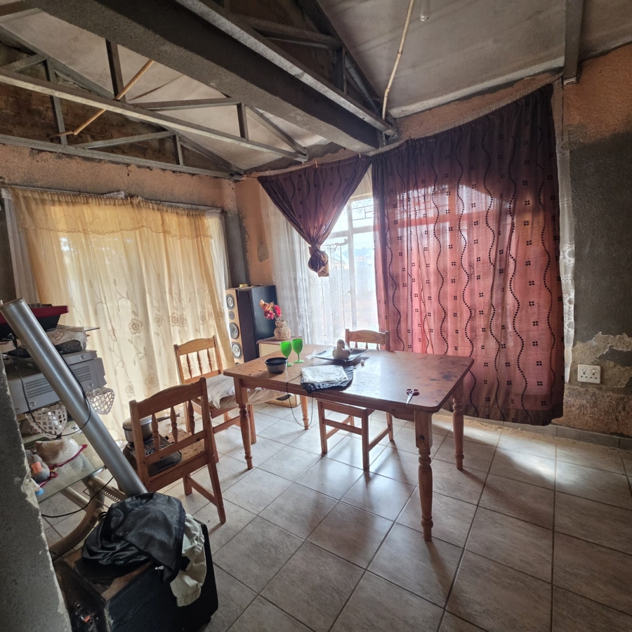2 Bedroom Property for Sale in Ikageng North West